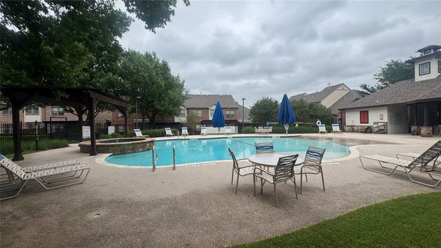 824 Apple Hill Drive, Allen, TX 75013