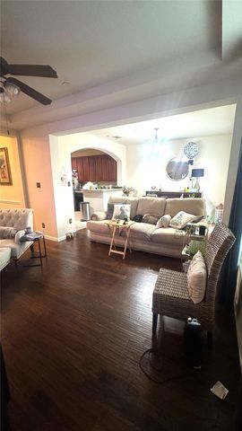 824 Apple Hill Drive, Allen, TX 75013