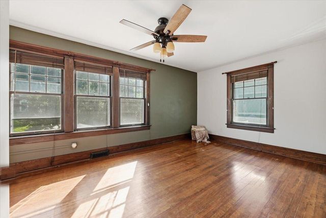 162 PARK Avenue, Council Bluffs, IA 51503