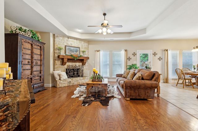 175 Pecan Hollow Circle, Anna, TX 75409
