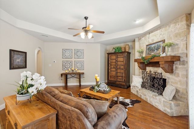 175 Pecan Hollow Circle, Anna, TX 75409
