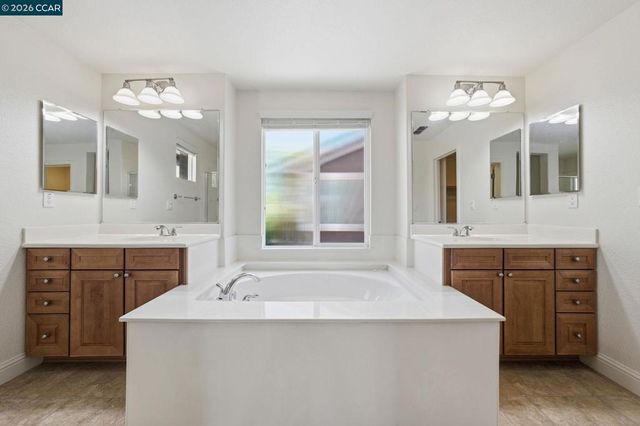 3808 Amerigo Ct, Antioch, CA 94509