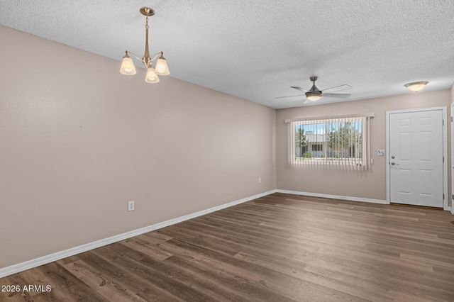 13682 N Garden Court Drive, Sun City, AZ 85351