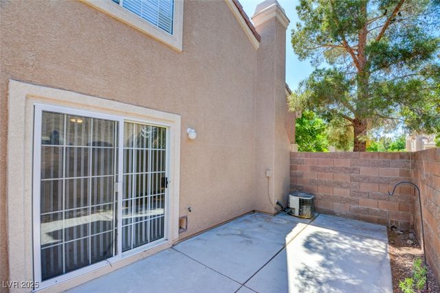 10138 Rocky Tree Street, Las Vegas, NV 89183