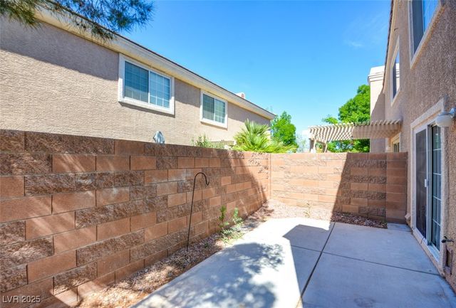 10138 Rocky Tree Street, Las Vegas, NV 89183