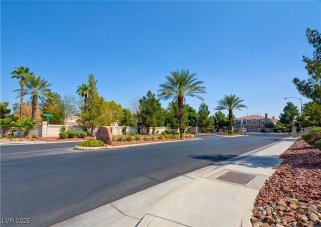 10138 Rocky Tree Street, Las Vegas, NV 89183