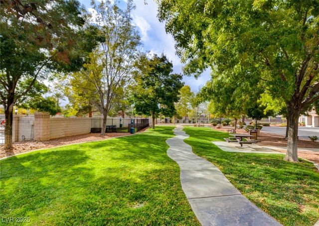 10138 Rocky Tree Street, Las Vegas, NV 89183