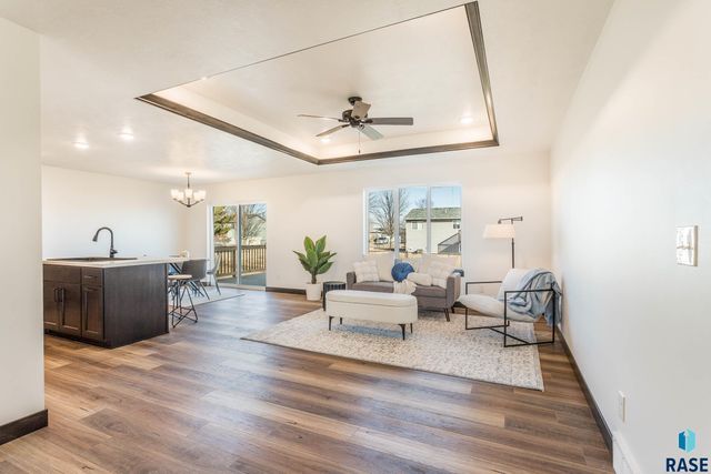 512 Shirley St Street, Harrisburg, SD 57032