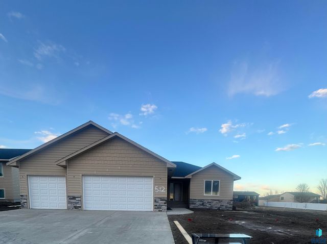 512 Shirley St Street, Harrisburg, SD 57032