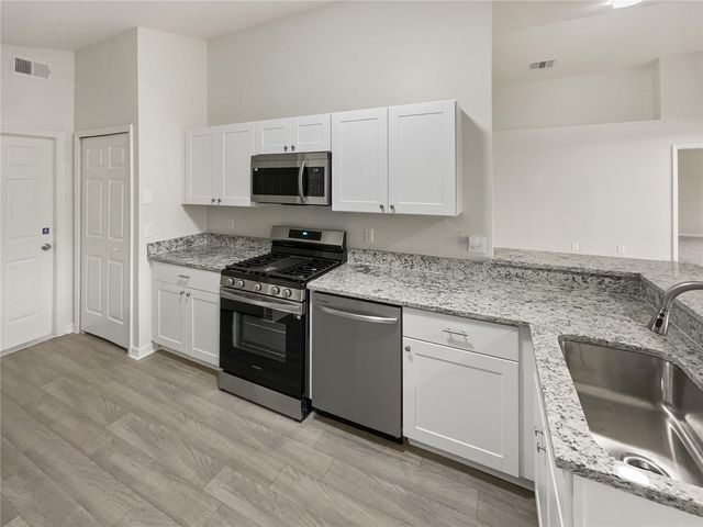 12452 CASTLEMAIN TRAIL, Orlando, FL 32828