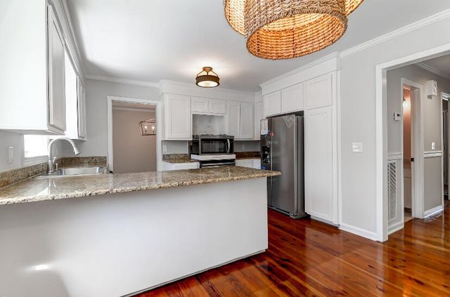 757 Sappho Court, Mount Pleasant, SC 29464