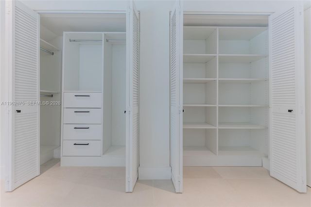 7300 SW 77th Ave, Miami, FL 33143