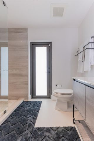 7300 SW 77th Ave, Miami, FL 33143