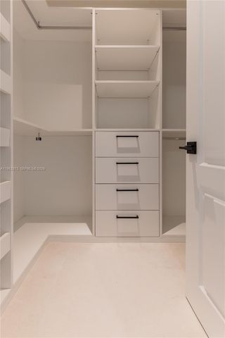 7300 SW 77th Ave, Miami, FL 33143