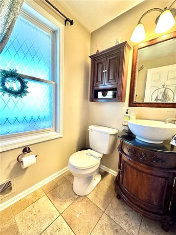 72 Heather Dale, Henrietta, NY 14467