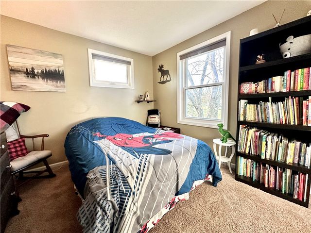 72 Heather Dale, Henrietta, NY 14467