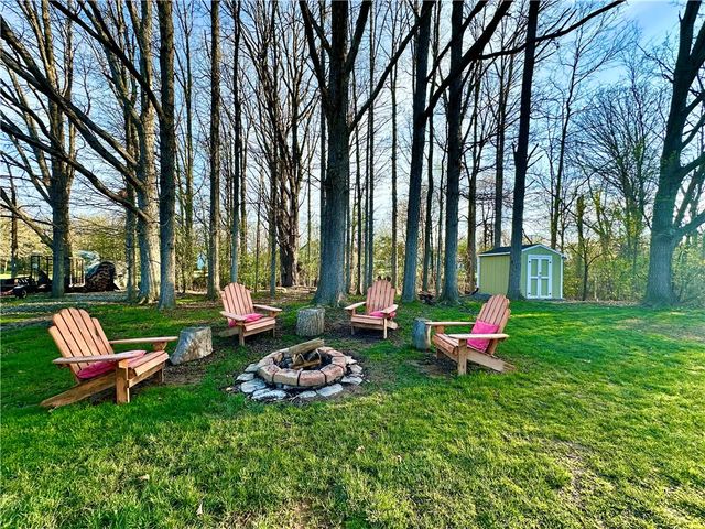 72 Heather Dale, Henrietta, NY 14467