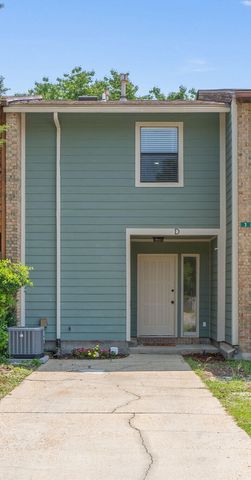 3 NW Deal Avenue, D, Fort Walton Beach, FL 32548