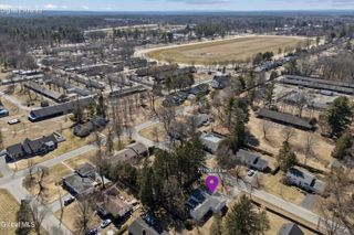 21 Foxhall Drive, Saratoga Springs, NY 12866