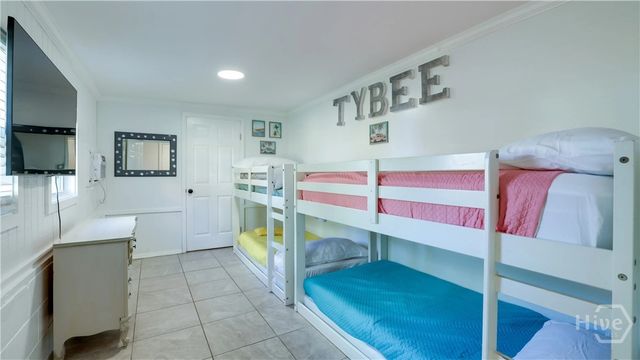 10 17th Place, Tybee Island, GA 31328