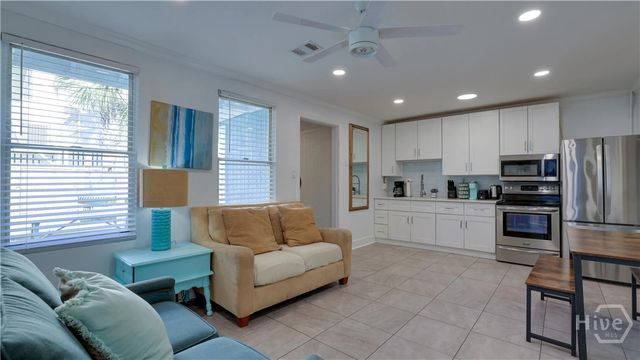 10 17th Place, Tybee Island, GA 31328