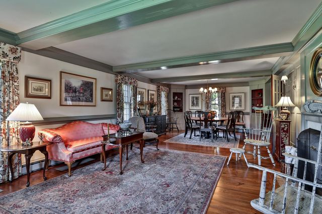 1302 Popple Dungeon Road, Chester, VT 05143