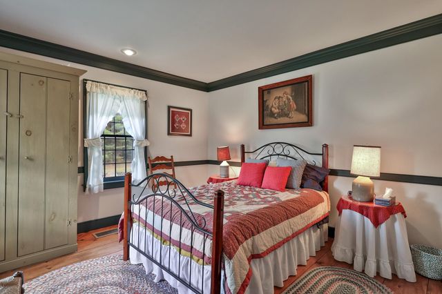 1302 Popple Dungeon Road, Chester, VT 05143