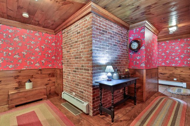 1302 Popple Dungeon Road, Chester, VT 05143