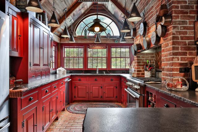 1302 Popple Dungeon Road, Chester, VT 05143