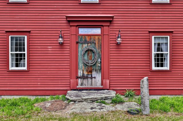 1302 Popple Dungeon Road, Chester, VT 05143