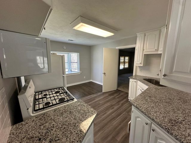 1210 Lindsey Street, Denton, TX 76205