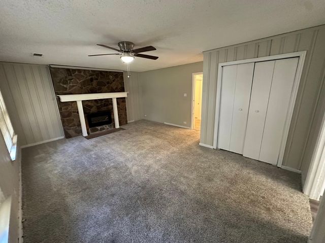 1210 Lindsey Street, Denton, TX 76205