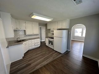 1210 Lindsey Street, Denton, TX 76205