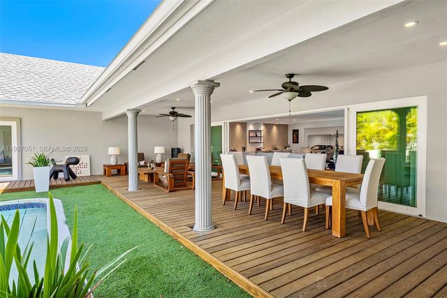 424 Alamanda Drive, Hallandale Beach, FL 33009