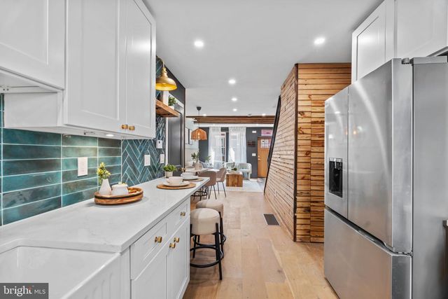 1304 S HICKS ST, Philadelphia, PA 19146