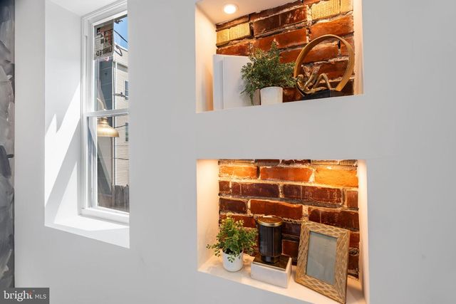 1304 S HICKS ST, Philadelphia, PA 19146