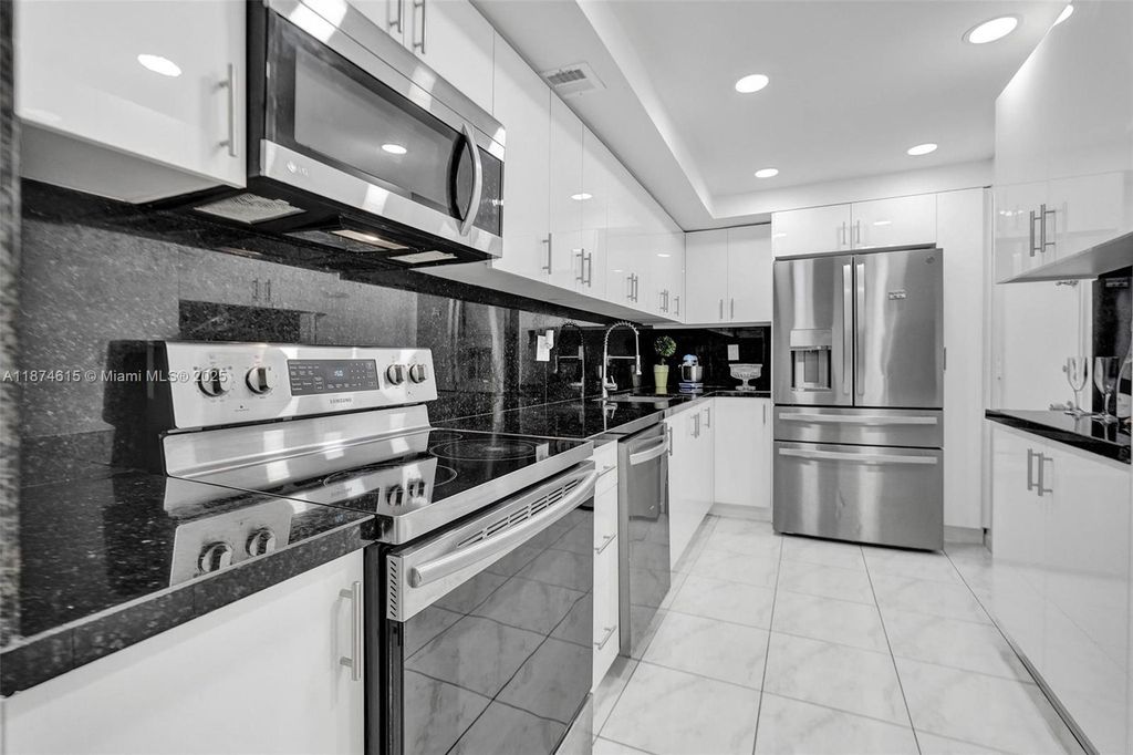 1849 S Ocean Dr 407, Hallandale Beach, FL 33009