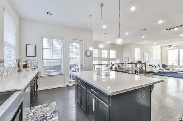 9643 Towne Lake Parkway, Cypress, TX 77433