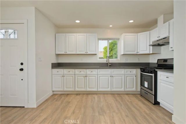 12516 San Fernando 2, Sylmar, CA 91342