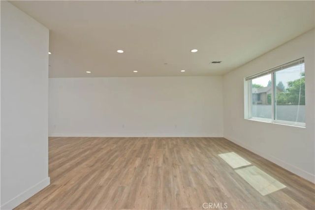 12516 San Fernando 2, Sylmar, CA 91342