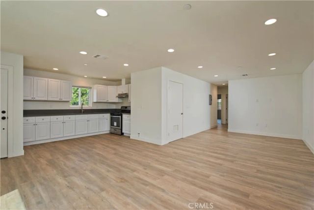 12516 San Fernando 2, Sylmar, CA 91342
