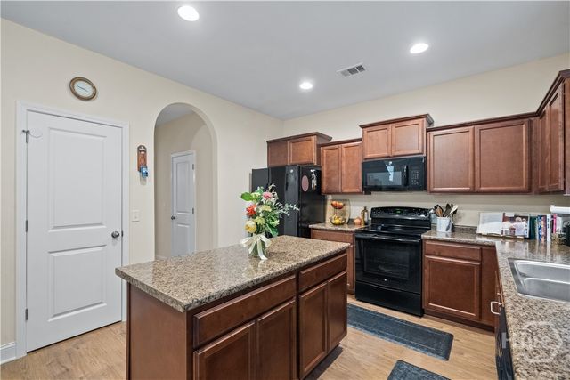 127 Spoonbill Circle, Savannah, GA 31405