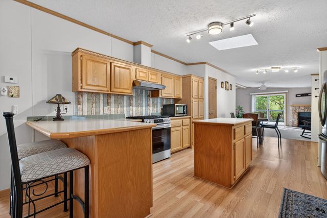 22533 S Woodside Drive, Channahon, IL 60410