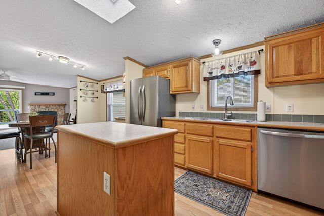 22533 S Woodside Drive, Channahon, IL 60410