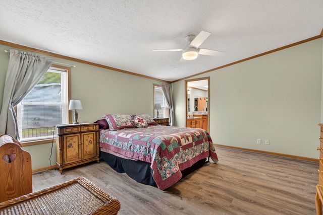 22533 S Woodside Drive, Channahon, IL 60410