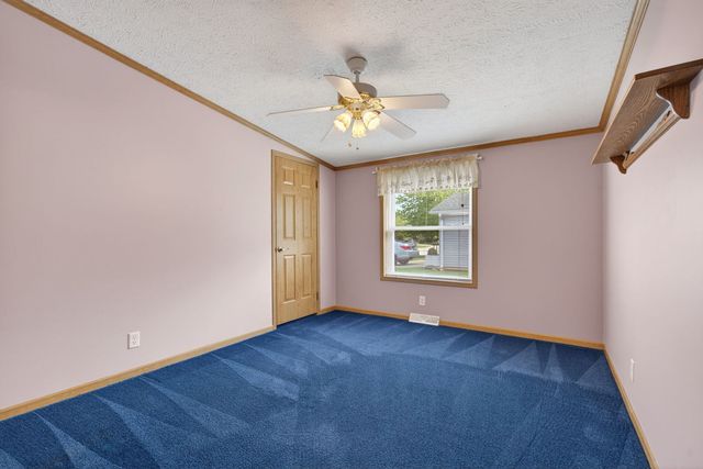 22533 S Woodside Drive, Channahon, IL 60410