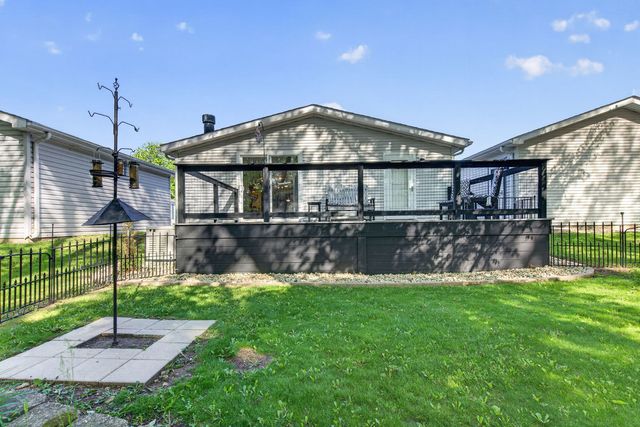 22533 S Woodside Drive, Channahon, IL 60410