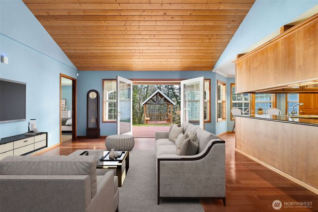 15057 Stevens Road SE, Olalla, WA 98359