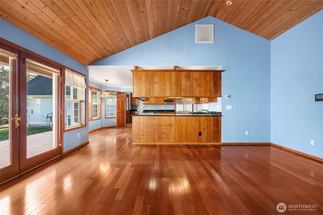 15057 Stevens Road SE, Olalla, WA 98359