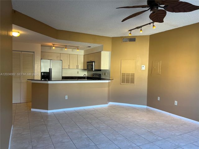 2445 SW 18th Ter 920, Fort Lauderdale, FL 33315
